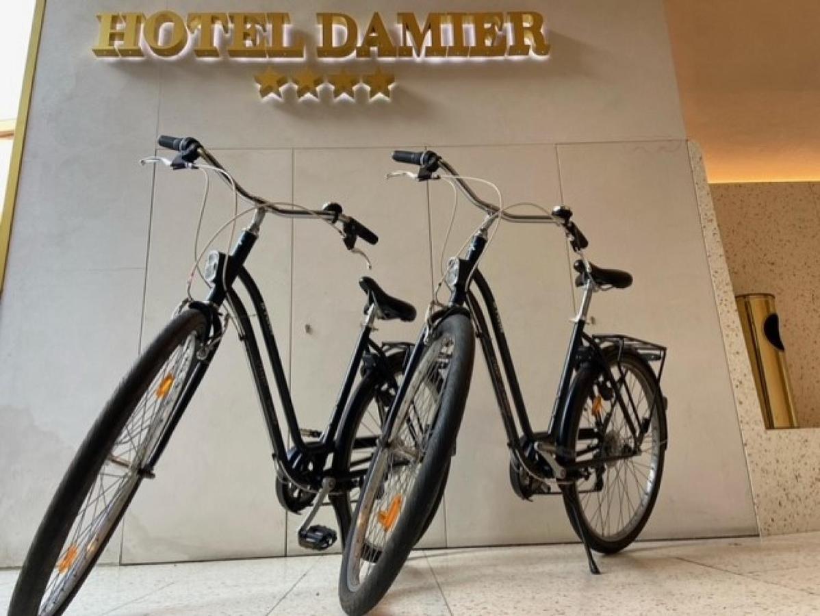 Hotel Damier Кортрейк Екстериор снимка